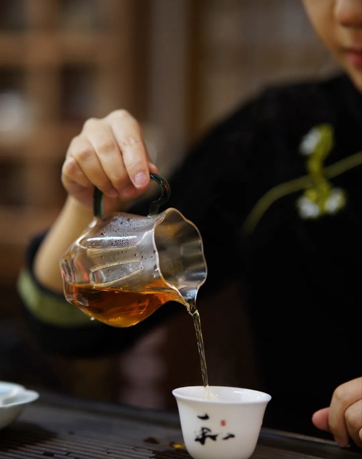 离岛区如何约到鸡公司/离岛区咋约得便宜的鸡怎么约/约的鸡公司fds